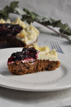 Cargar imagen en el visor de la galería, TARTA NAVIDEÑA KETO